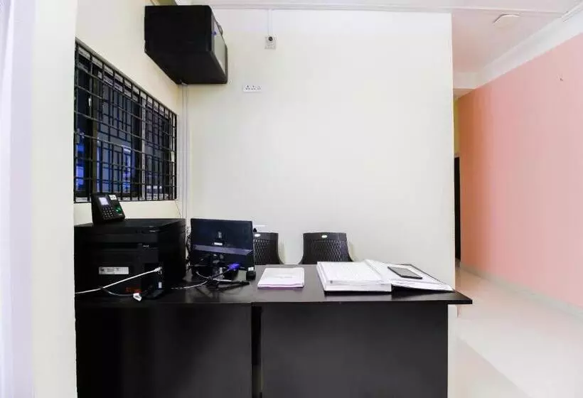 ホテル Aditya Guest House