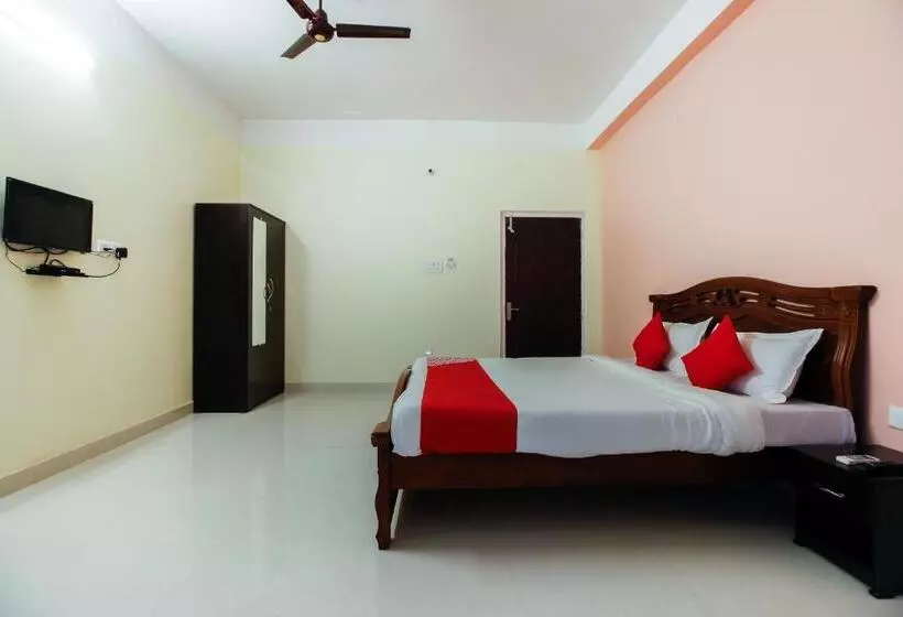 ホテル Aditya Guest House