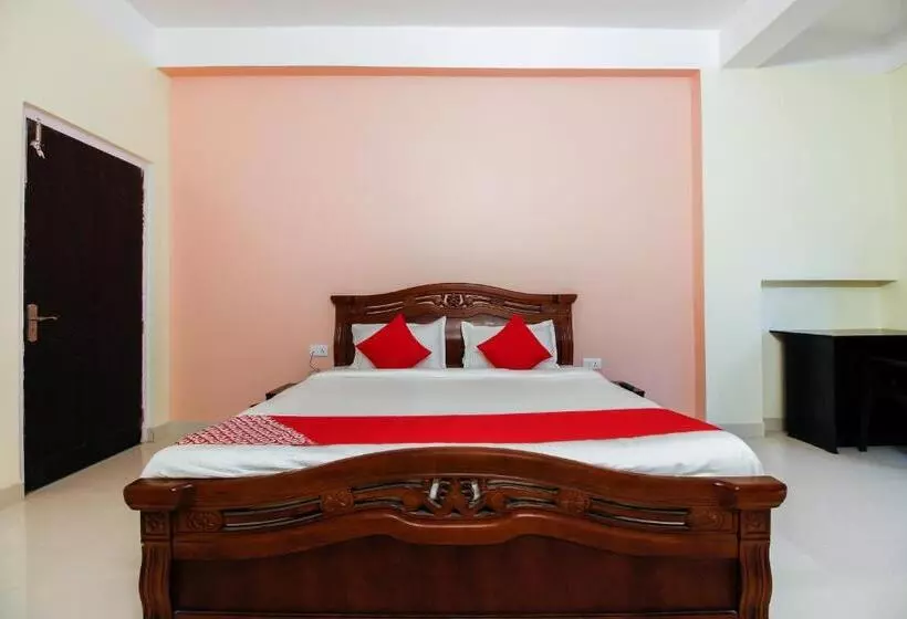 ホテル Aditya Guest House