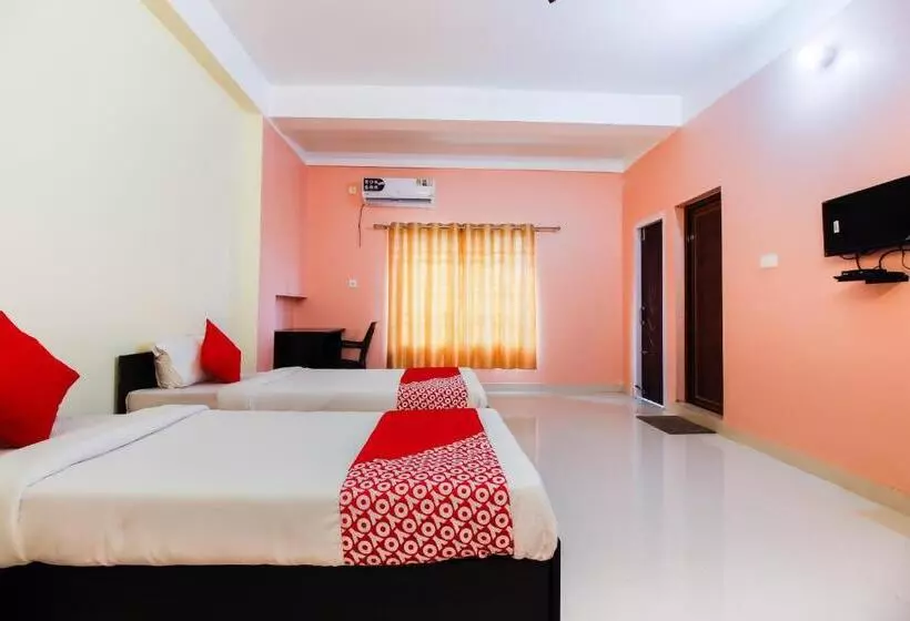 ホテル Aditya Guest House