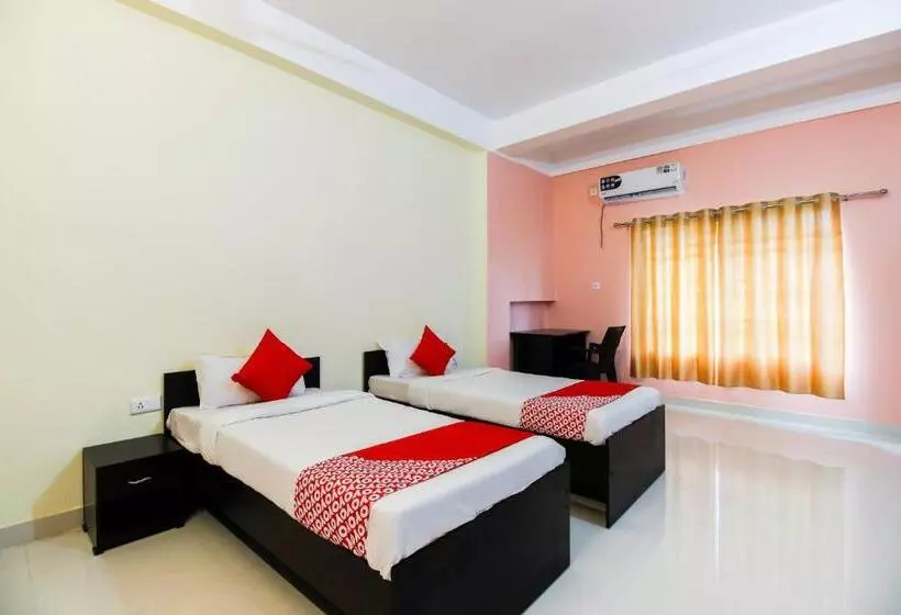ホテル Aditya Guest House