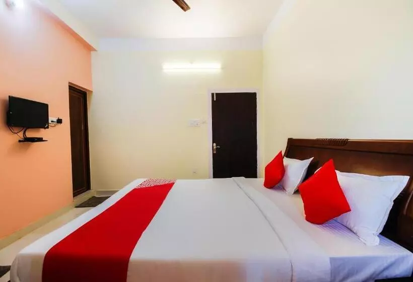 ホテル Aditya Guest House