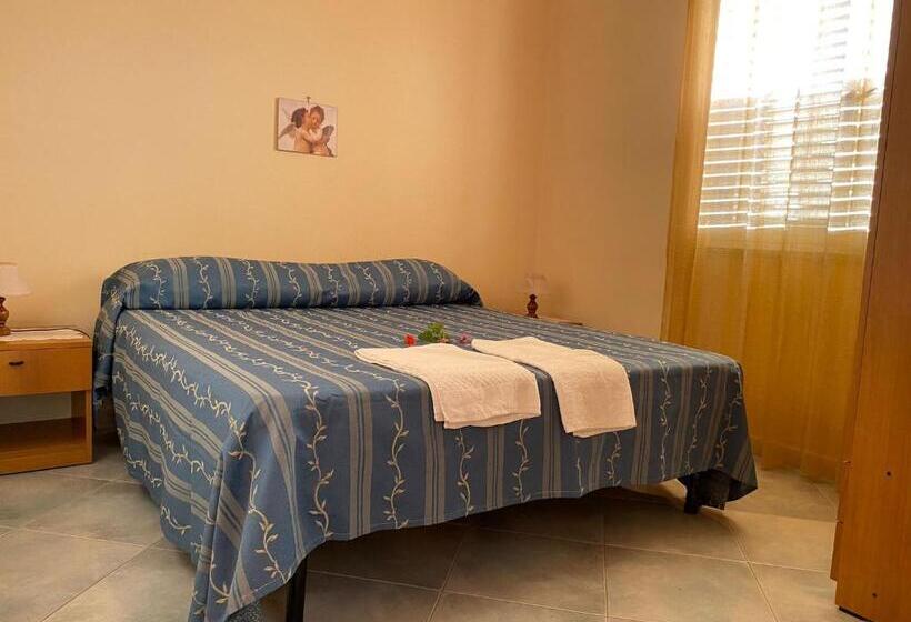 La Notte   Capo Vaticano