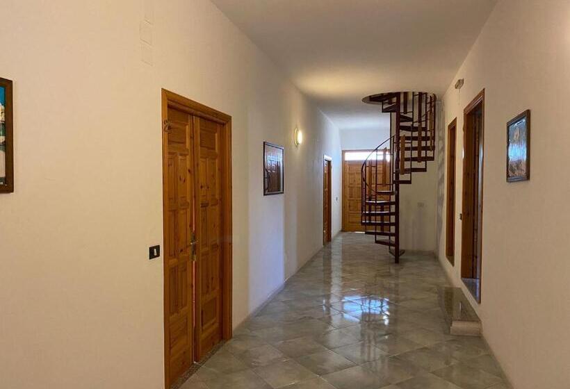 La Notte   Capo Vaticano