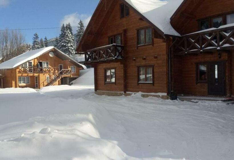 Pensão садиба гуцульський двір