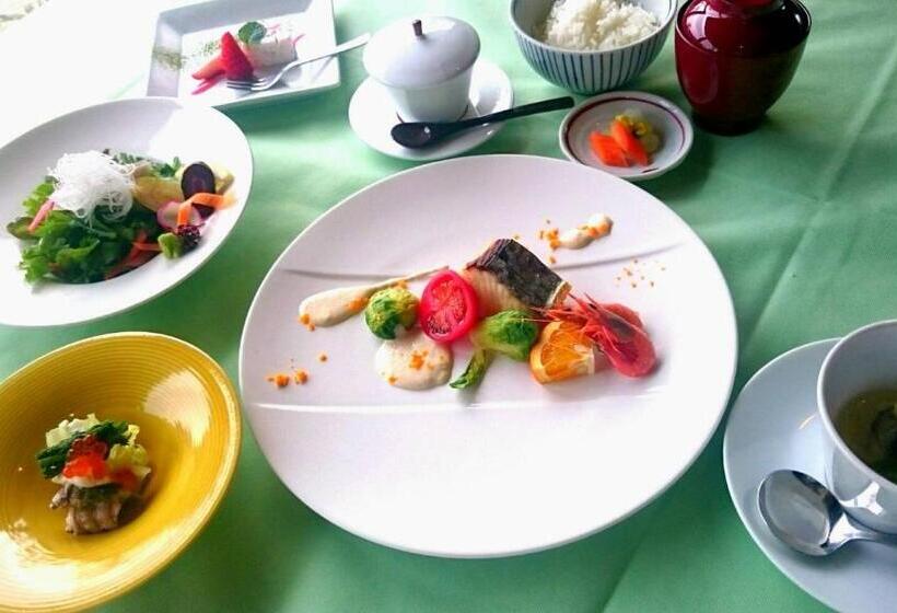 Пансион オーベルジュ美の浜 流石