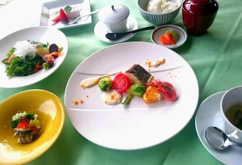 Majatalo オーベルジュ美の浜 流石