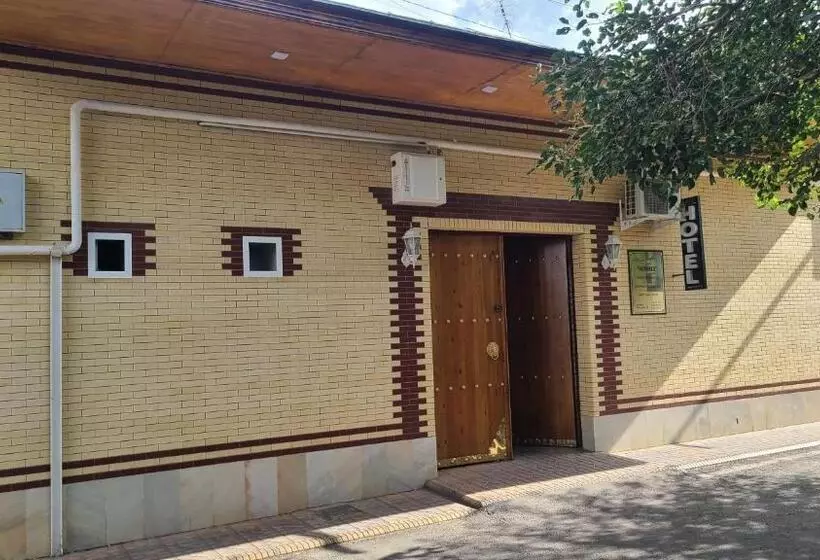 ペンション Marhabo Guesthouse