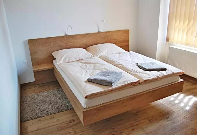 Retkeilymaja Penzion Pod Kaštanem