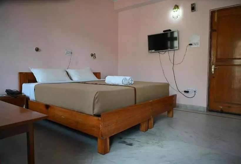 Aamiaismajoitus (B&B) Atul Regency Narkanda