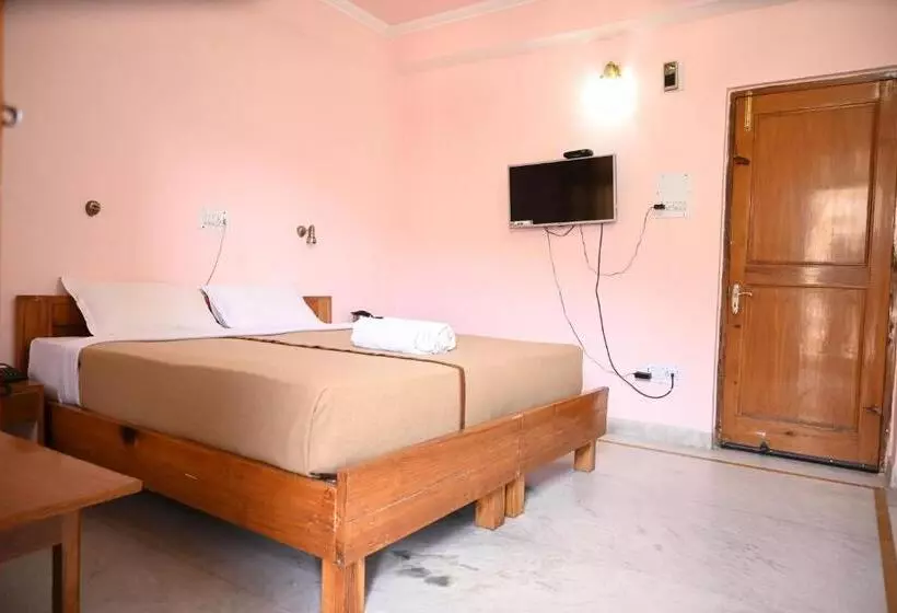 Aamiaismajoitus (B&B) Atul Regency Narkanda