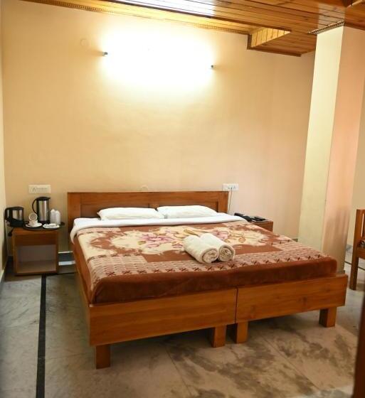 צימר Atul Regency Narkanda