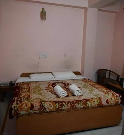 Aamiaismajoitus (B&B) Atul Regency Narkanda