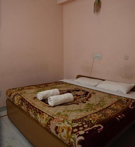 צימר Atul Regency Narkanda