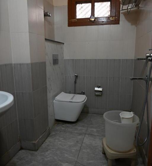 צימר Atul Regency Narkanda