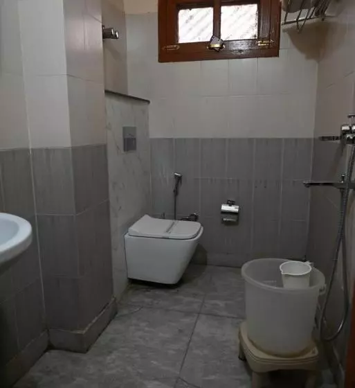 Aamiaismajoitus (B&B) Atul Regency Narkanda