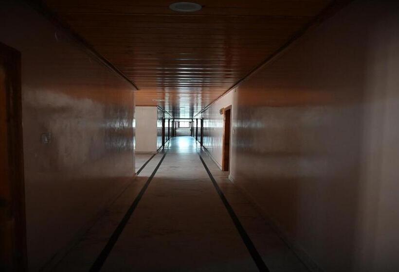 צימר Atul Regency Narkanda