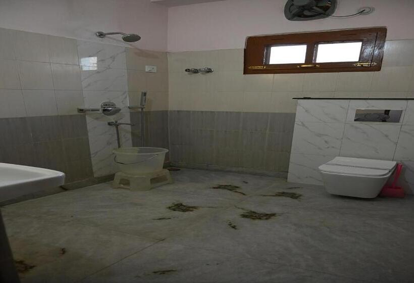 צימר Atul Regency Narkanda