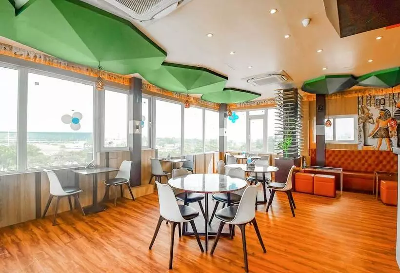 Fabhotel Airport Green Arcade 15km From Kolkata Airport