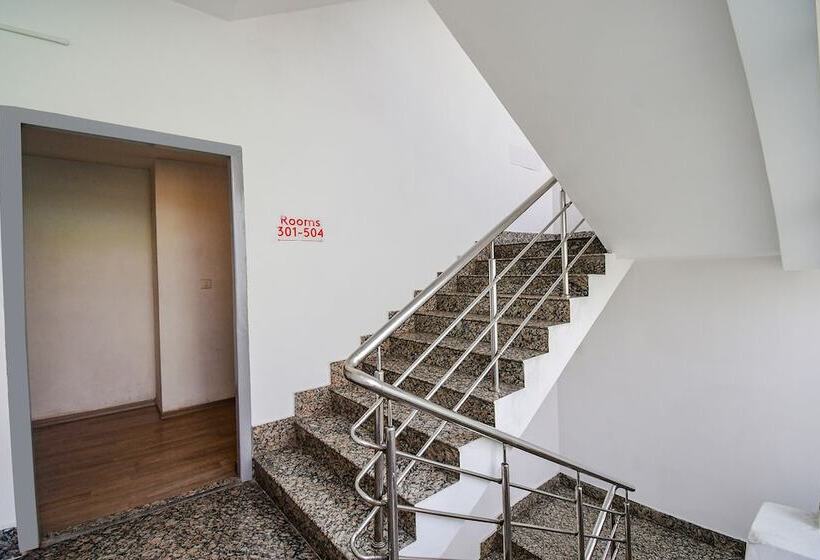 Fabhotel Airport Green Arcade   15km From Kolkata Airport