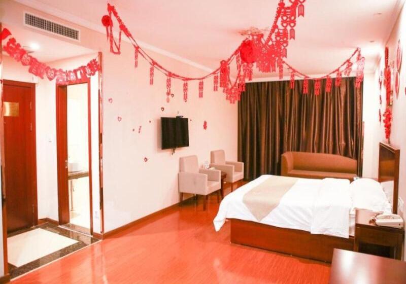 Отель Greentree Inn Puyang Fan County People Avenue Banqiao Road