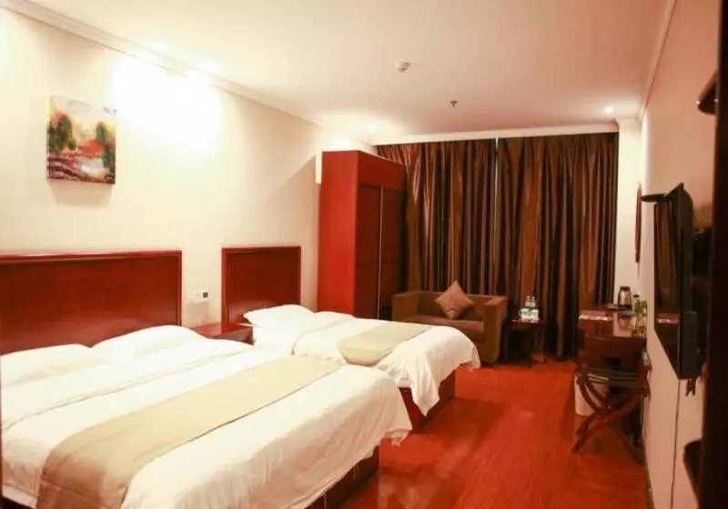 Hotelli Greentree Inn Puyang Fan County People Avenue Banqiao Road