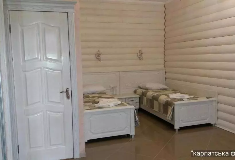 Hotelli Karpatska Forel