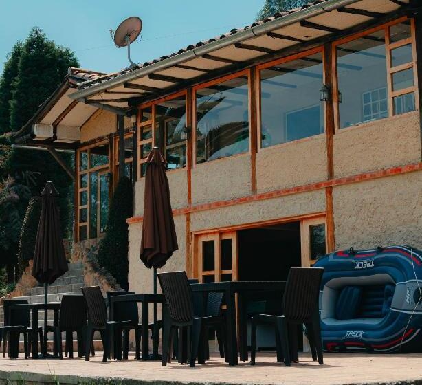 Отель Killary Lodge