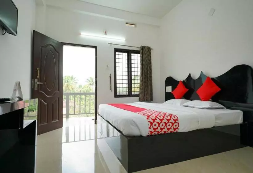 Hotelli Oyo 23388 Fathima Residency