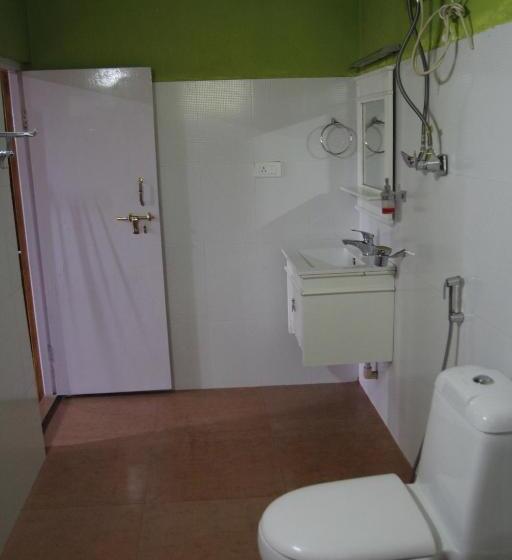 فندق Vamoose Mandarin Village Resort