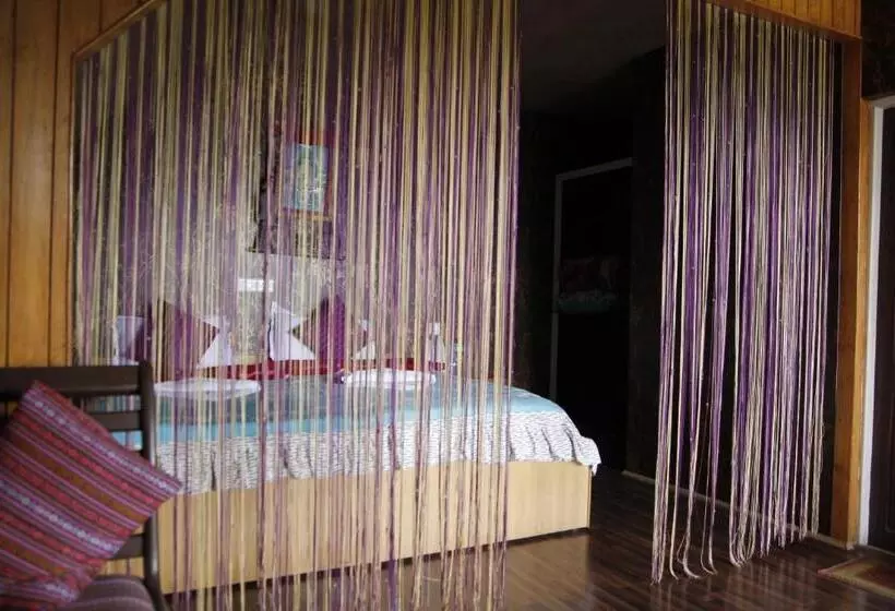 Hotelli Vamoose Mandarin Village Resort