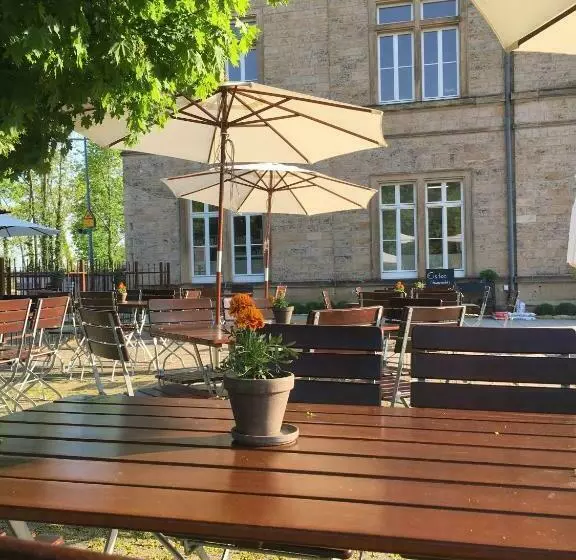 Hotelli Zum Bahnhof 1894