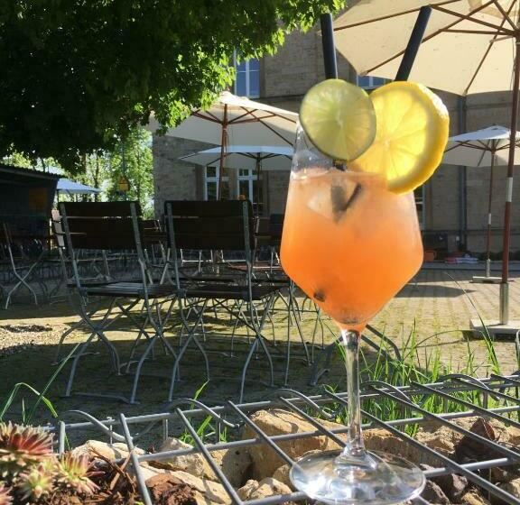 בית מלון כפרי Zum Bahnhof 1894