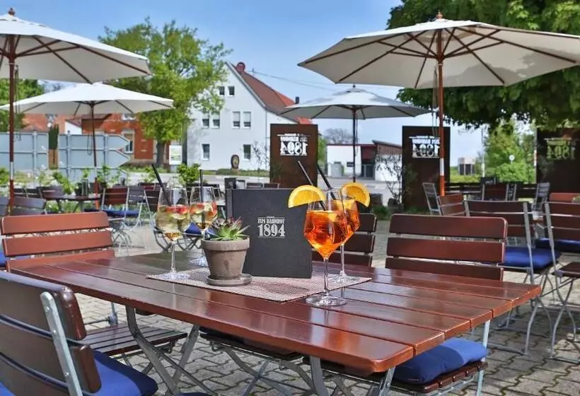 Hotelli Zum Bahnhof 1894