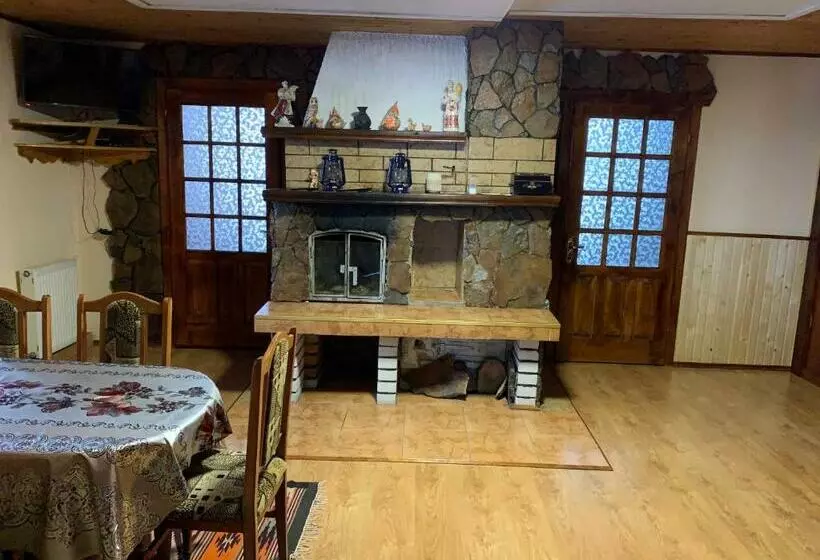 Majatalo подина