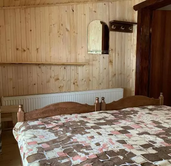 Majatalo подина