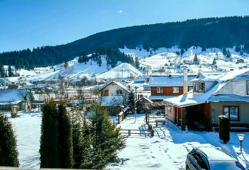 بنسيون Krokus House