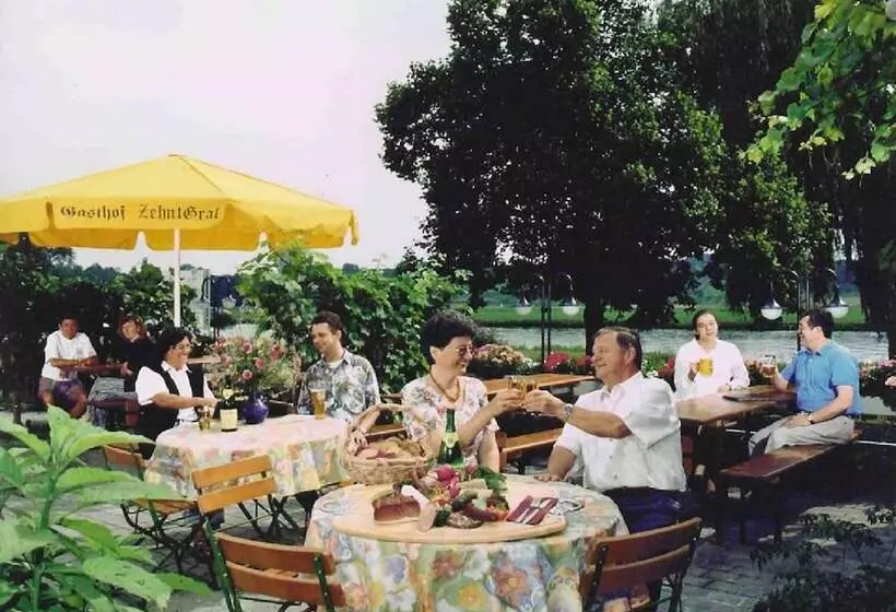 Retkeilymaja Gästehaus Zehntgraf