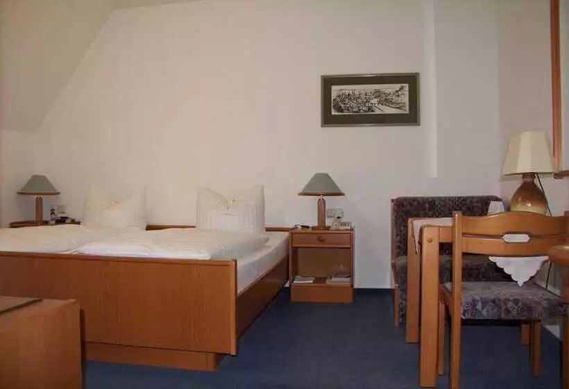 Retkeilymaja Gästehaus Zehntgraf