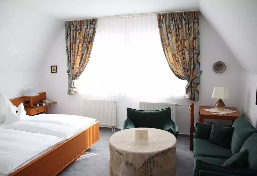 Retkeilymaja Gästehaus Zehntgraf