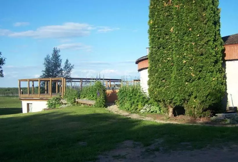 Retkeilymaja Hi Rossburn 9 Finger Ranch