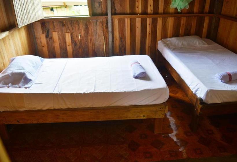 ユースホステル Posada La Sirena Negra