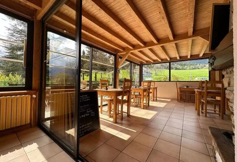 ベッドアンドブレックファースト Logis Le Chalet