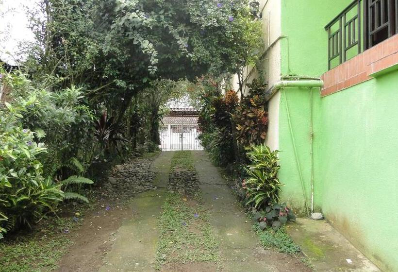 בית מלון כפרי La Casona   San Luis