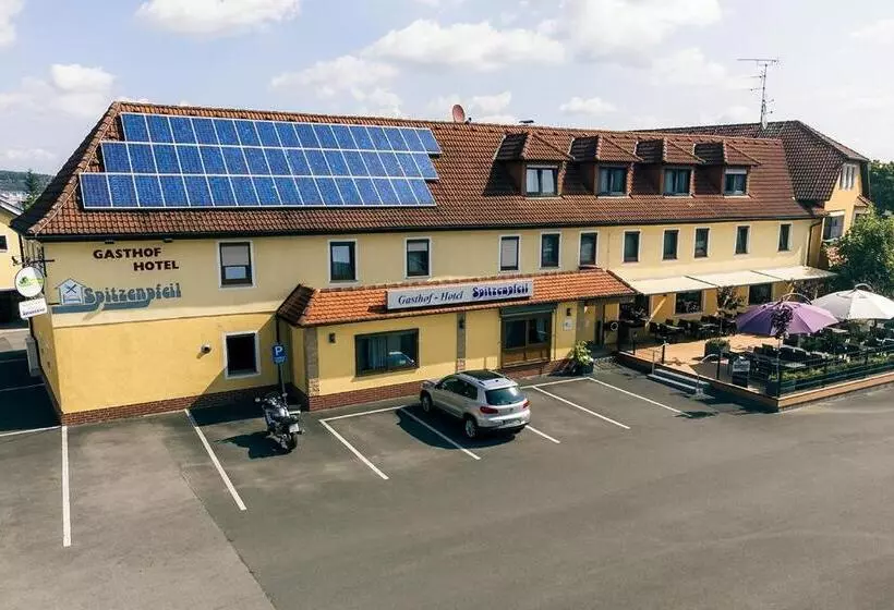 Hotelli Spitzenpfeil