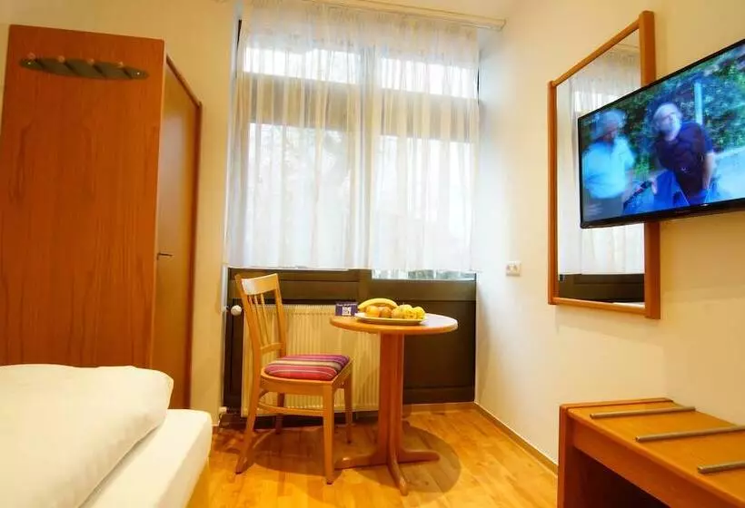 Hotelli Spitzenpfeil