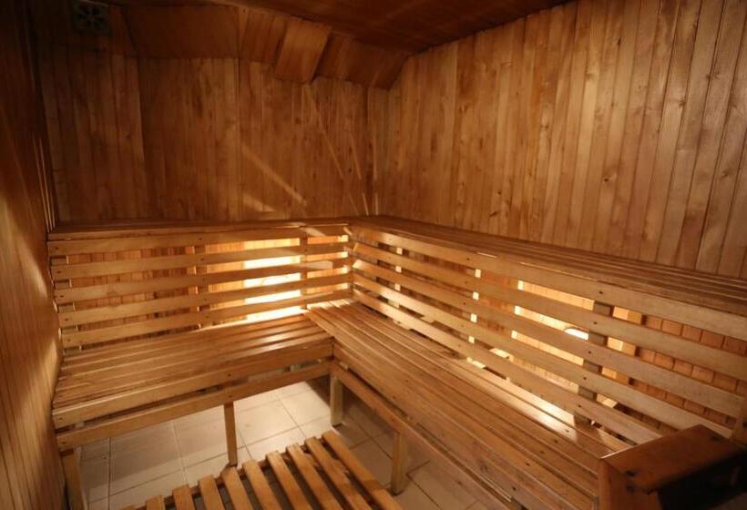 膳宿费 Fazenda Kosiv