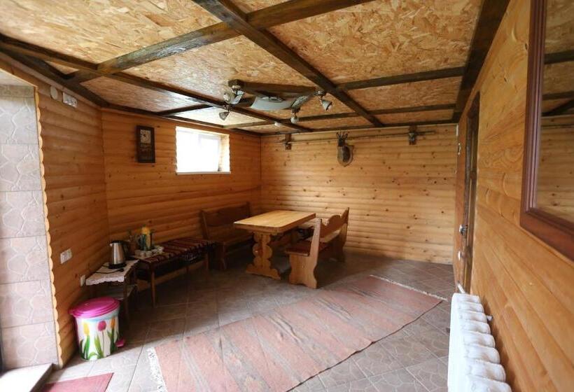 膳宿费 Fazenda Kosiv