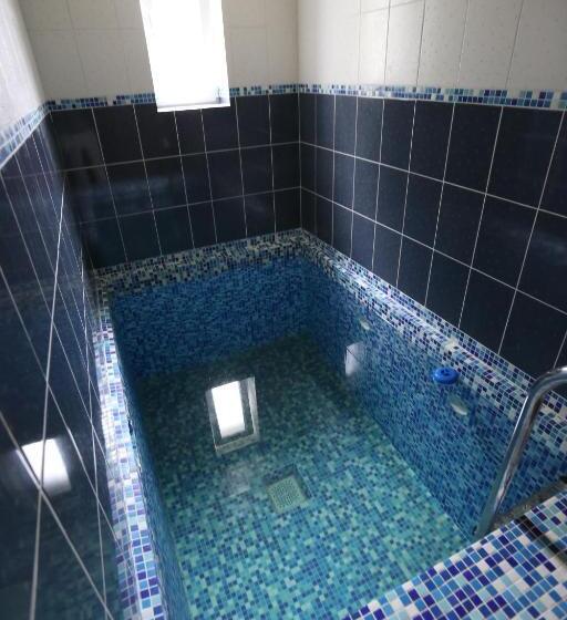 膳宿费 Fazenda Kosiv