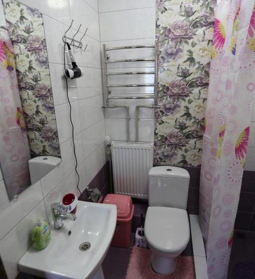 膳宿费 Fazenda Kosiv